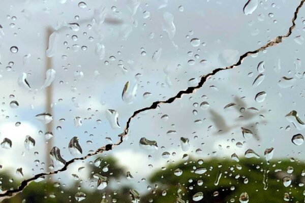 Cracked tears (2)