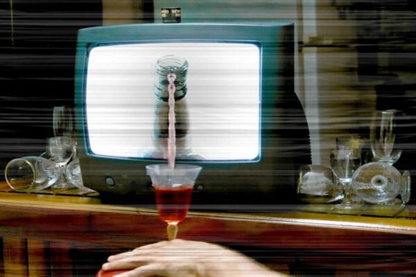 TV PLAY, Toast. 2005