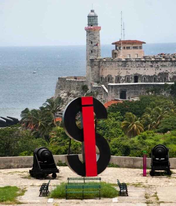 SI Sculpture, exhibited at Zona Franca, XII Havana Biennial, Cuba. 2 meters x 1.5 meters. 2015